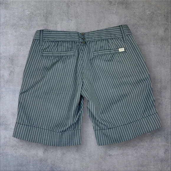 FOX Girls Low Rise Bermuda Stripe Skate Shorts Y2K 1 - Picture 6 of 7